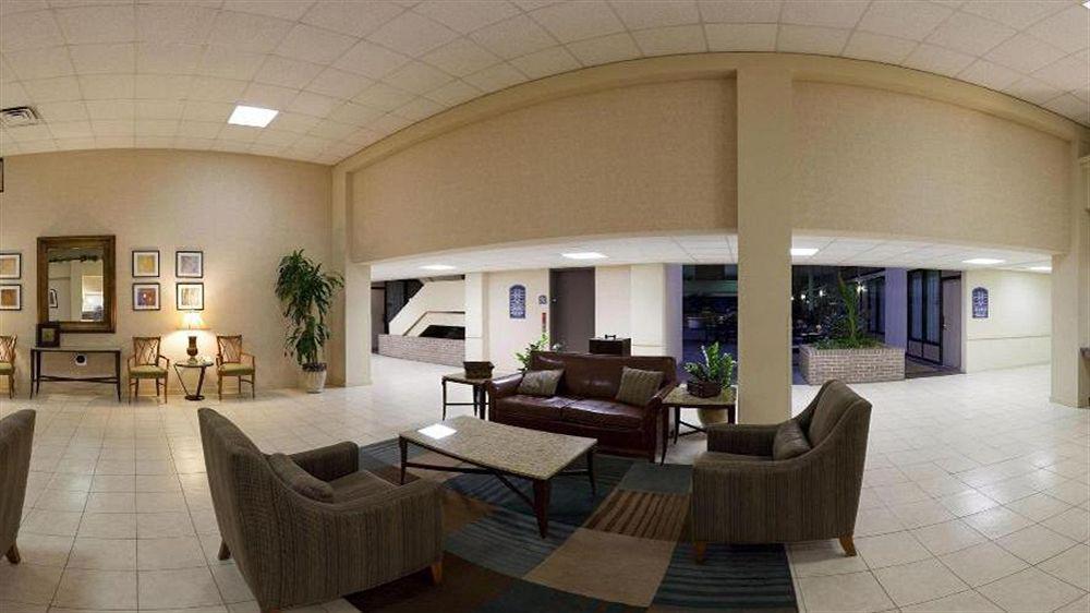 Holiday Inn Express Little Rock-Airport By Ihg Exterior foto