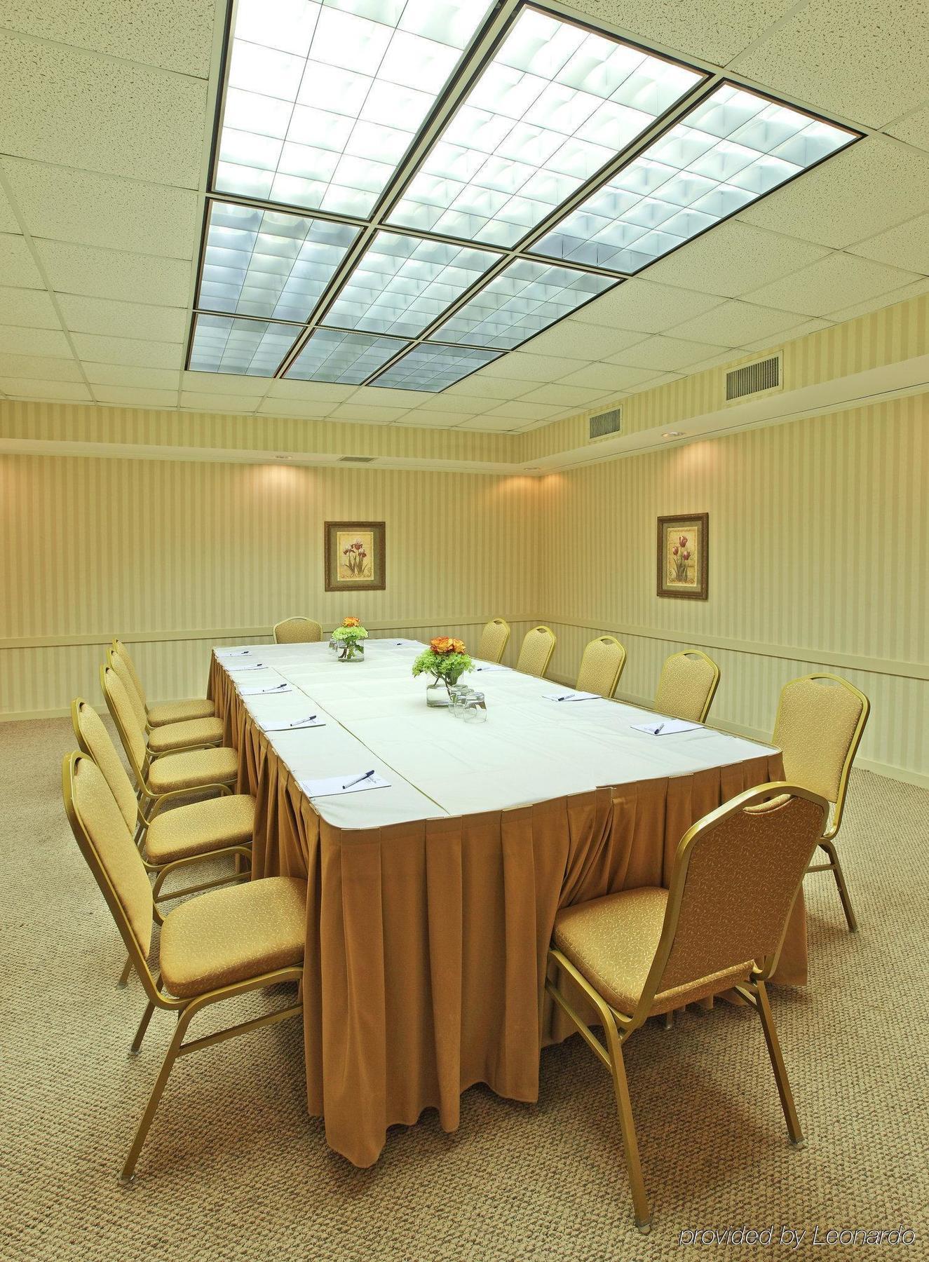 Holiday Inn Express Little Rock-Airport By Ihg Exterior foto